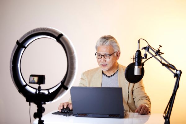 Content creation for skyscraper technique